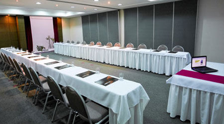 Alta Reggia Plaza Hotel 4*