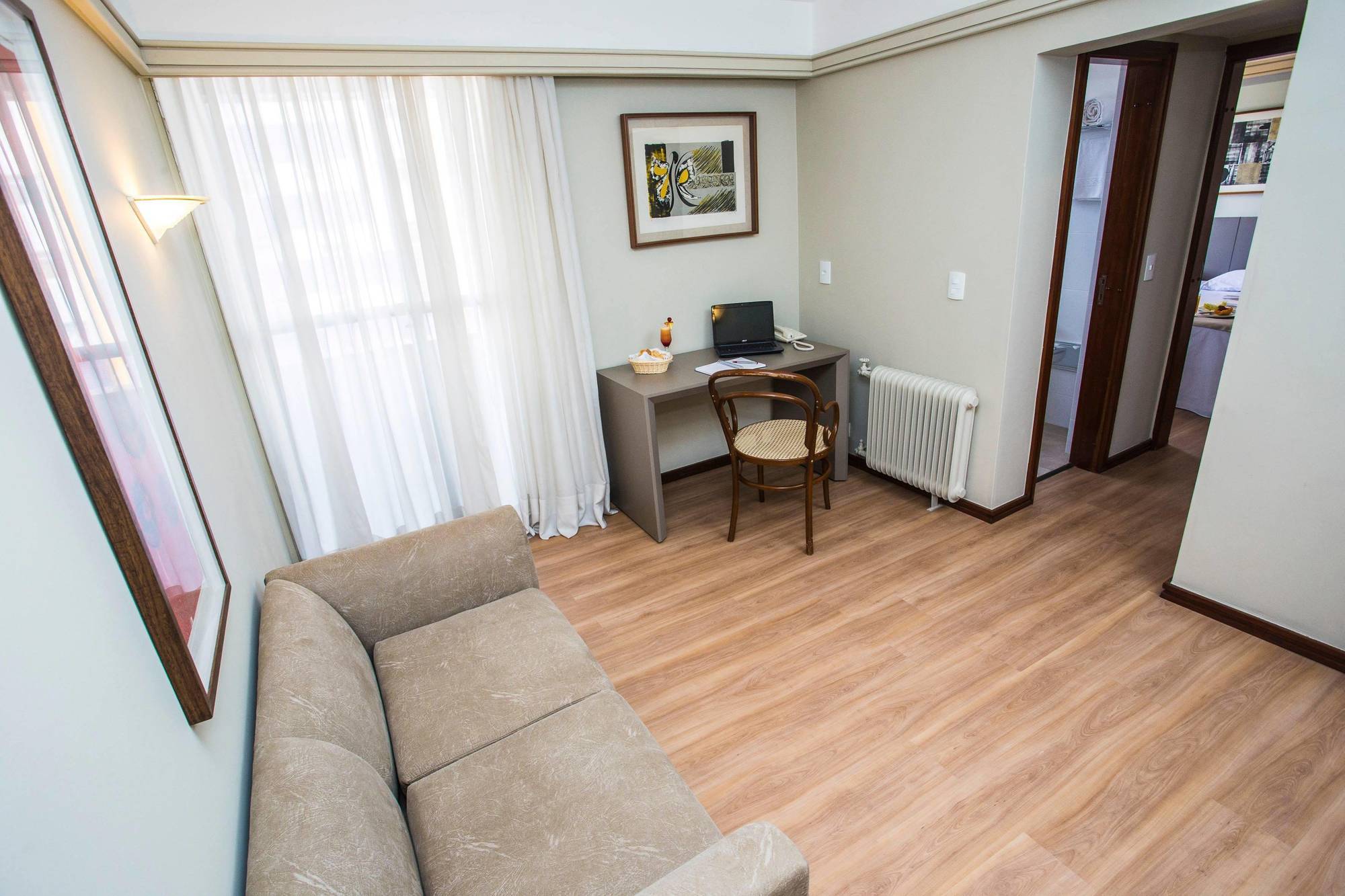Alta Reggia Plaza Hotel 4*