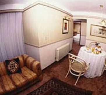 Alta Reggia Plaza Hotel 4*